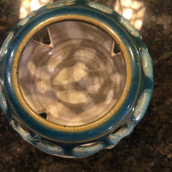 Indian Mountain Pottery Signed Watts Luminary Tea Light - Picture 3 of 3